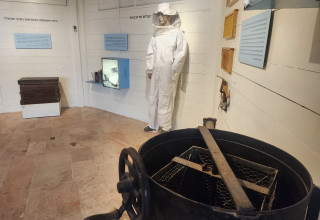 ביתן  הדבש המחודש במוזיאון העמק  (צילום:  מועצת הדבש)