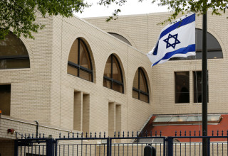 שגרירות ישראל בוושינגטון, ארצות הברית (צילום: REUTERS/Gary Cameron)