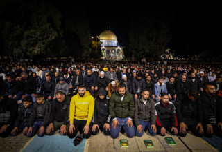 מתפללים בהר הבית בתקופת הרמדאן, 2024 (צילום: ג'מאל עוואד, פלאש 90)