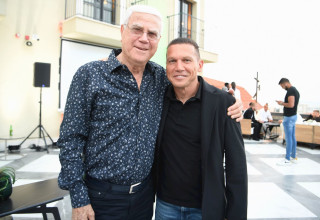 ברק בכר עם יעקב שחר (צילום: אתר רשמי, ראובן כהן, מכבי חיפה)