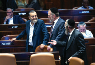 בכירי יהדות התורה השבוע בכנסת (צילום: יונתן זינדל, פלאש 90)