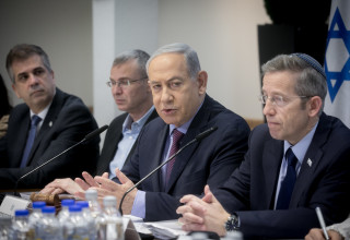 בנימין נתניהו בישיבת ממשלה (צילום: מרים אלסטר, פלאש 90)