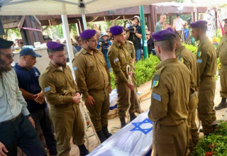 הלווייתו של סמל קיריל ברודסקי (צילום:  אבשלום ששוני)