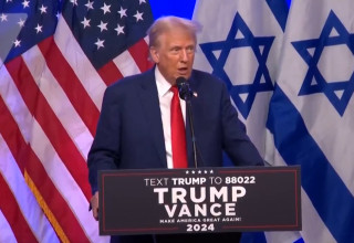 טראמפ במהלך אירוע למען מאבק באנטישמיות בניו ג'רזי (צילום: צילום מסך רשתות חברתיות)