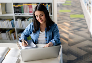 בינה מלאכותית בלימודים. אילוסטרציה (צילום: iStock)