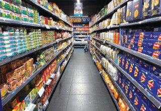 סופרמרקט  (צילום: אבשלום ששוני)