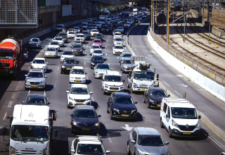 פקק תנועה באיילון (צילום: אבשלום ששוני)