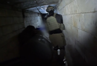 לוחמי צה"ל במנהרות בדרום לבנון  (צילום: דובר צה"ל)