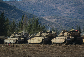טנקים ישראלים בגבול לבנון (צילום: מיכאל גלעדי פלאש 90)