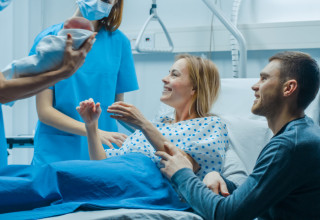 לידה (צילום: שאטרסטוק)