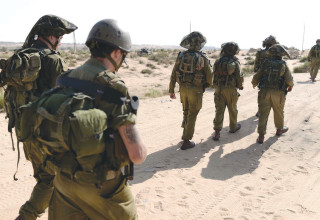 חיילי מילואים (צילום: תומר נויברג, פלאש 90)