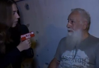 שרון קנובליך מראיינת לערוץ 12 (צילום:  צילום מסך, קשת 12)