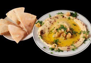 חומוס - מה היתרונות שלו? (צילום: אינגאימג')