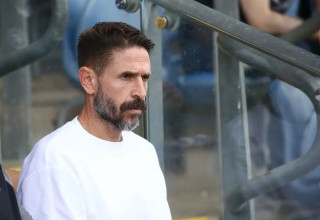 מאמן מכבי פתח תקוה, דן רומן (צילום: אודי ציטיאט)