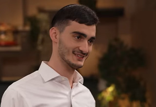 מיכאל שמש ב"פגישה" עם רוני קובן (צילום: צילום מסך כאן 11)