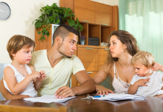 הדרך של ריסטארט פיננסי לחיות ברווחה כלכלית ע"י הפחתת ההחזרים החודשיים (צילום: FREEPIK)