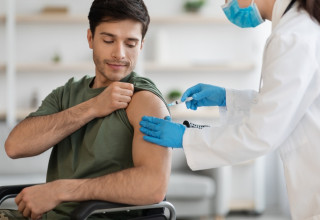 חיסון לשפעת. הגנה חשובה מפני הסיבוכים (צילום: שאטרסטוק)