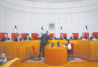 בג"ץ (צילום: פול עמית שאבי)