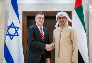 גדעון סער ועבדאללה בן זאיד נפגשו באיחוד האמירויות (צילום: ללא קרדיט)
