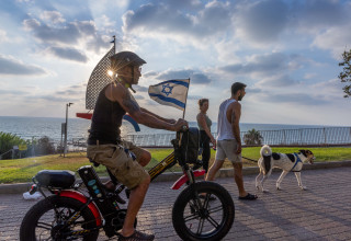 הטיילת בבת ים (צילום: יוסי אלוני, פלאש 90)