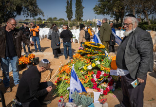 הלוויה של משפחת ביבס (צילום:  חיים גולדברג פלאש 90)