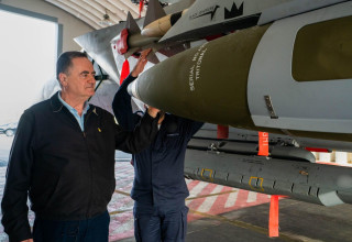 ישראל כ"ץ ביקר בבסיס תל נוף של חיל האוויר (צילום:  אריאל חרמוני, משרד הביטחון)