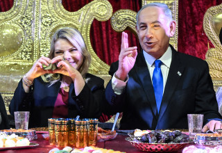 בנימין נתניהו, שרה נתניהו (צילום: רמי שלוש)