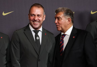 לאפורטה ופליק (צילום: Europa Press Sports)