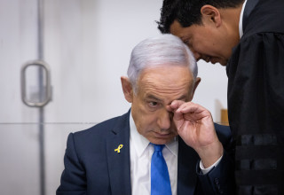 בנימין נתניהו בבית המשפט (צילום: מרים אלסטר, פלאש 90)