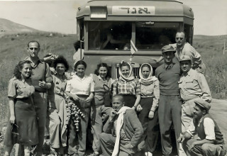 טיול של עובדי אגד, 1949 (צילום:  ארכיון אגד)
