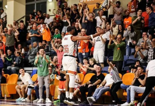 צעד ראשון אל עבר ליגת העל? די ג'יי ברנס (צילום: יעל אמסילי)