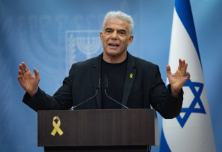 יאיר לפיד  (צילום: יונתן זינדל פלאש 90)