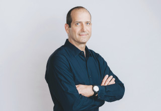 רן עוז (צילום: תמי בר שי)