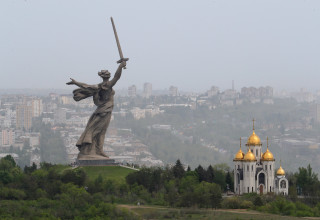 הפסל "אמא מולדת קוראת!" (צילום: REUTERS/Tatyana Makeyeva)