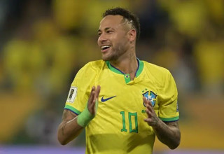 המטרה הגדולה: נבחרת ברזיל. ניימאר (צילום: אימג'בנק  GettyImages, Pedro Vilela)