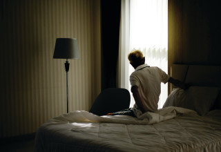 אדם מבוגר בודד (צילום: אינגאימג')