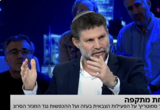 בצלאל סמוטריץ' מתראיין אצל ינון מגל בתוכנית "הפטריוטים" בערוץ 14 (צילום: צילום מסך ערוץ 14)