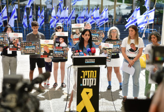 הצהרת משפחות החטופים. 26.6.25 (צילום: אבשלום ששוני)