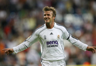 דייויד בקהאם במדי ריאל מדריד (צילום: PHILIPPE DESMAZES)