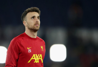 דיוגו ז'וטה במדי ליברפול (צילום: GettyImages, Soccrates Images)