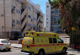 נקבע מותו של גבר שהתחשמל ביבנה (צילום: מד"א)
