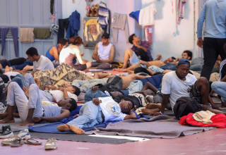 מהגרים ביוון (צילום: REUTERS/Nicolas Economou/File Photo)