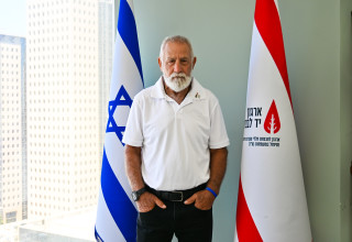 אלי טהר (צילום:  פאולינה פטימר)