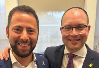 פיל רוזנברג נשיא Board of Deputies ביחד עם הנשיא הנכנס סול טיילור (צילום: יחצ Board of Deputies)