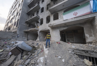 הרס באיראן (צילום: רויטרס)