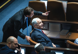 בנימין נתניהו ובועז ביסמוט (צילום: יונתן זינדל, פלאש 90)