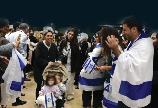 עולים חדשים (צילום: תומר נויברג פלאש 90)