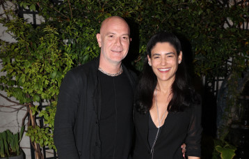 שלמור שטרוזמן ובעלה עוז לוי (צילום: אור גפן)