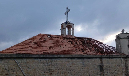 הפגיעה בכנסיית סנט ג'ורג' (צילום: דובר צה"ל)