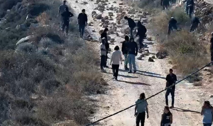 פעילי ימין בקוסרא (צילום: רשתות חברתיות)